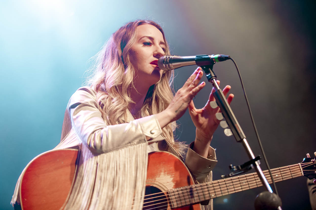 Margo Price – Front Row Pics